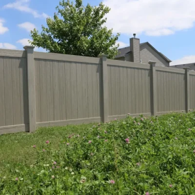 vinyl privacy fence