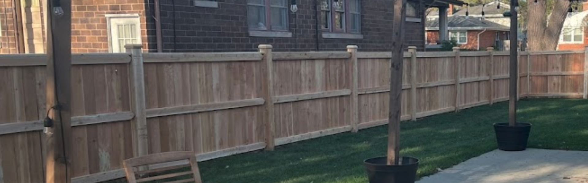 Cedar Wood Fence in Patio yard